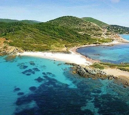 Gigaro Plage Апартаменты *